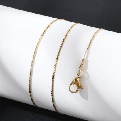 Minimal Flat Box Chain Necklace