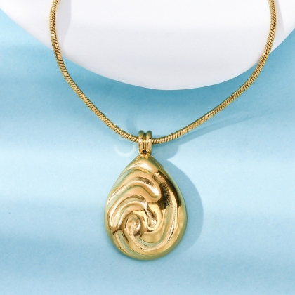 Teardrop Pendant Necklace
