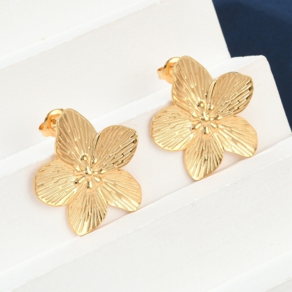 Elegant Floral Stud Earrings – with Textured Petals
