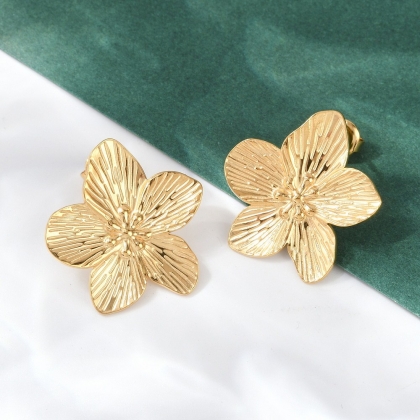 Elegant Floral Stud Earrings – with Textured Petals