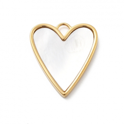 White Shell Heart Pendant – Minimalist Elegant Design
