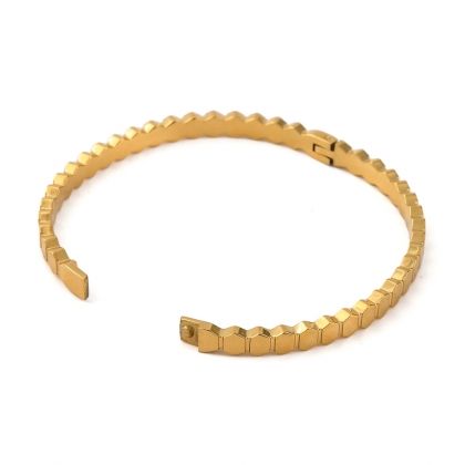 Slim Rhombus Pattern Cuff Bangle